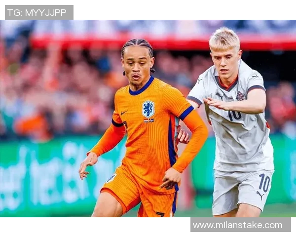 荷兰足球历史身价排行榜揭晓范迪克领衔弗兰基德容紧随其后